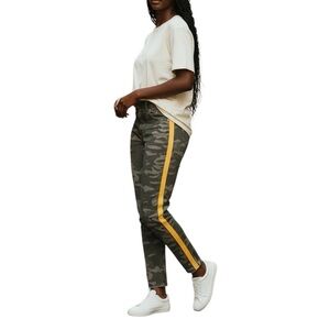 Guess Camouflage Cropped Pants with Yellow Accent